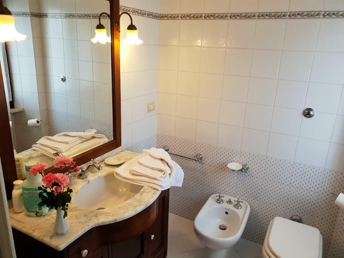 "La Grancia" Country House Konuk evi Treia Dış mekan fotoğraf